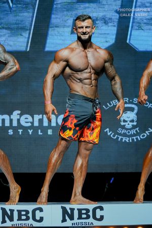 MEN'S PHYSIQUE +179